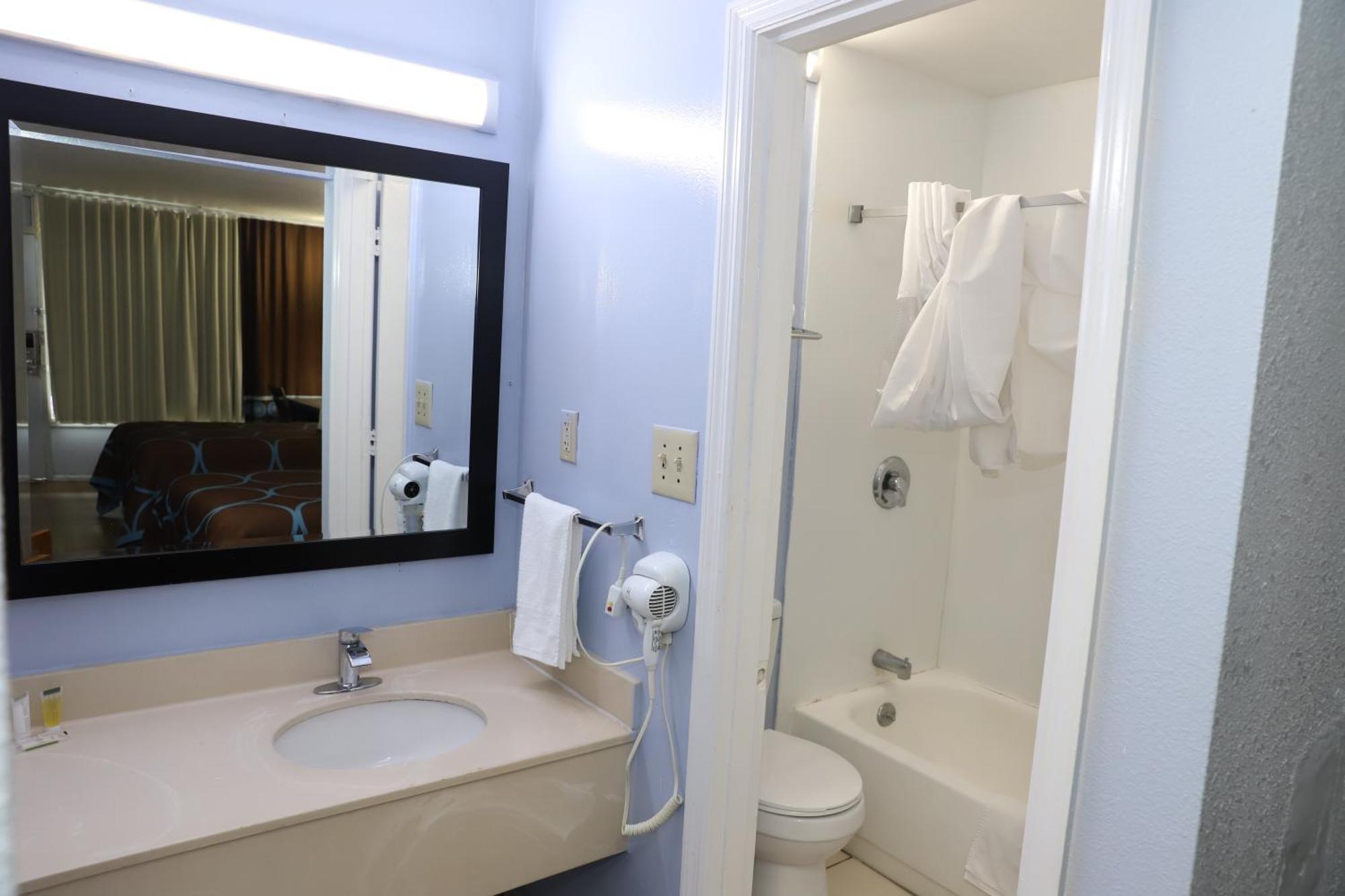 Super 8 By Wyndham Florence Sc I-95 North - Hwy 76 Zewnętrze zdjęcie